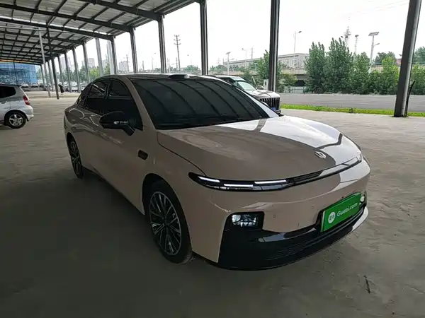 Leapmotor B01 2025
