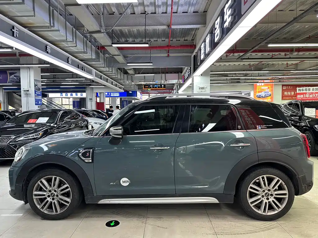 MINI Countryman 2021 — фото 7