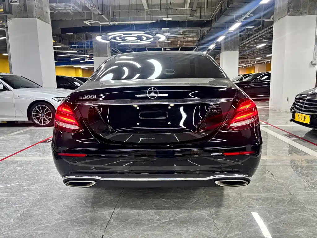 Mercedes-Benz E-Class 2020 — фото 16