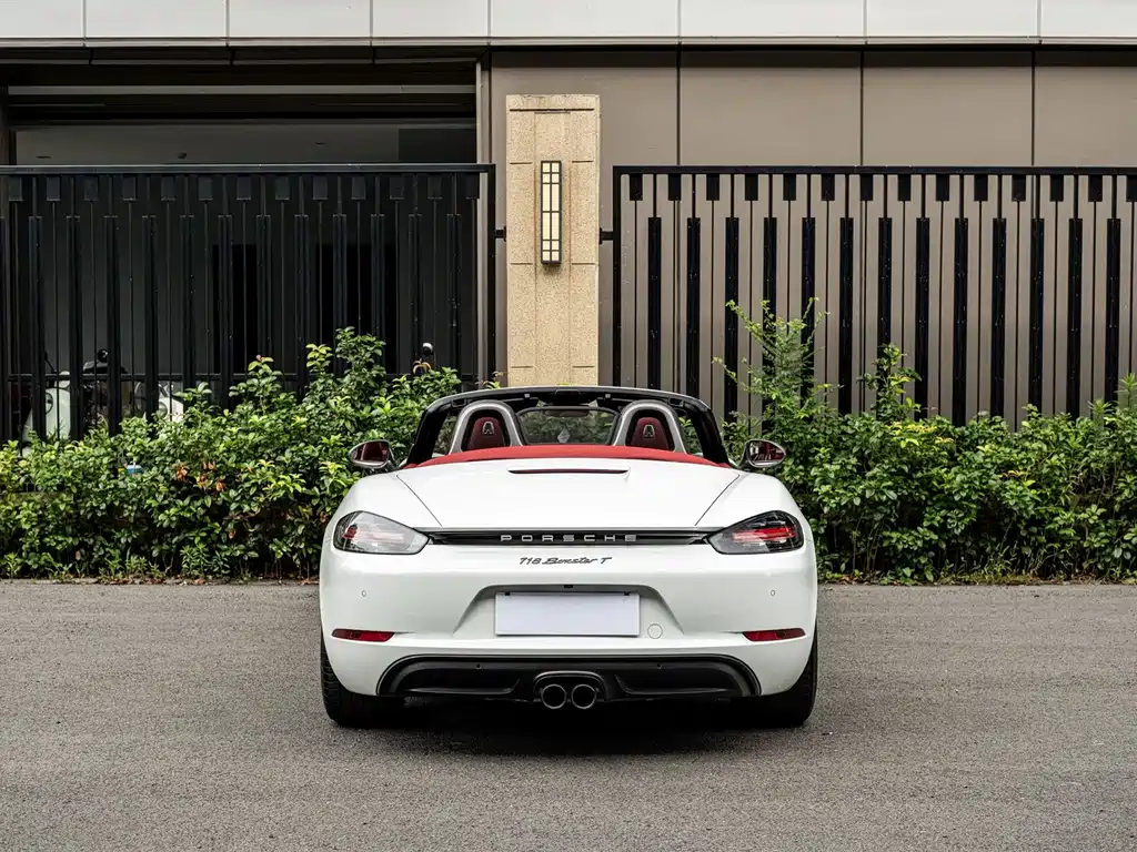 Porsche 718 2023 — фото 5