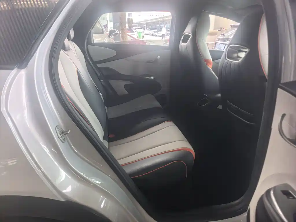 BYD Dolphin 2022