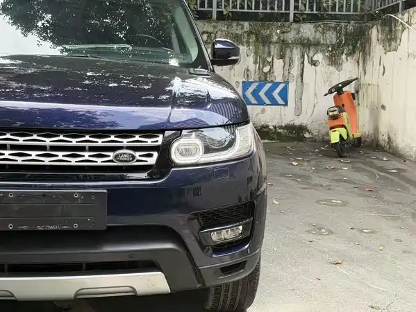 Land Rover Range Rover Sport 2013