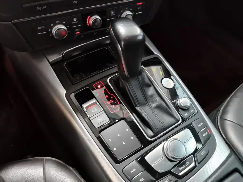 Audi A6L 2017 — фото 14