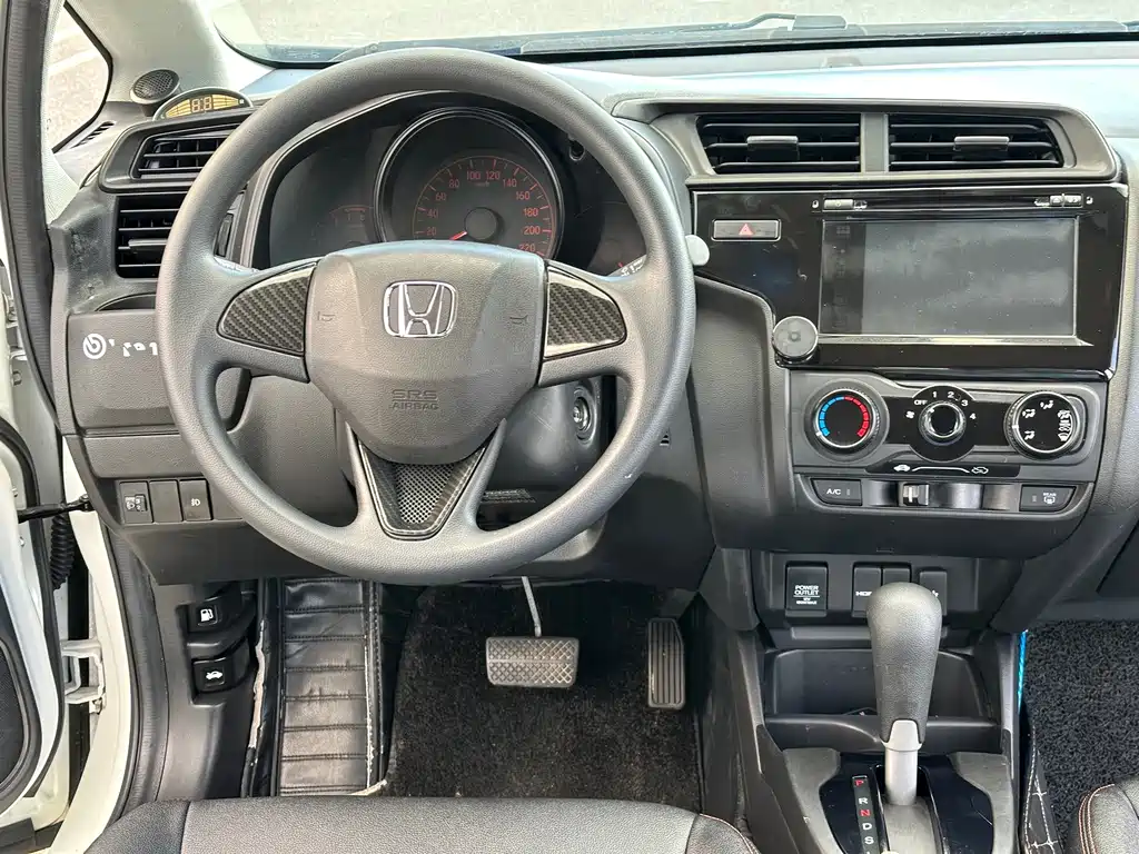 Honda Fit 2019 — фото 11