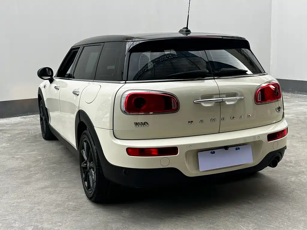MINI Clubman 2016 — фото 13