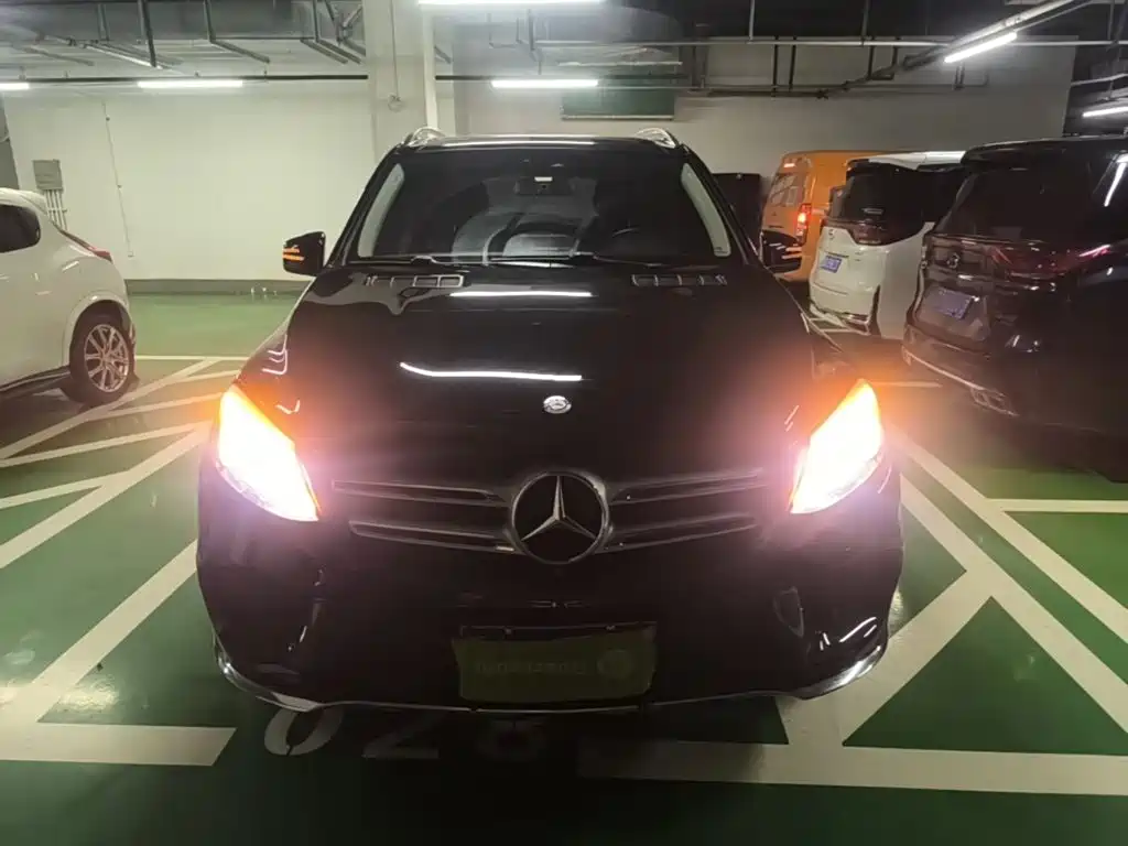 Mercedes-Benz GLE 2016
