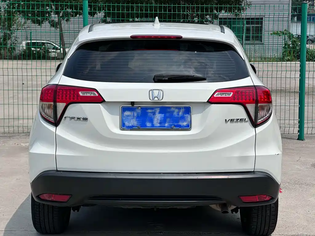 Honda Vezel 2022 — фото 8