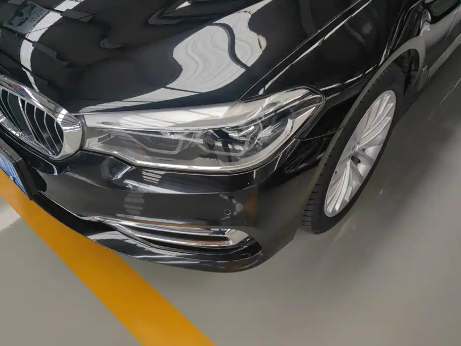 BMW 5 Series 2019