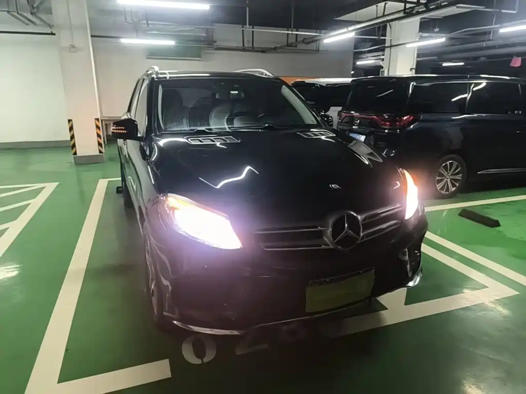 Mercedes-Benz GLE 2016