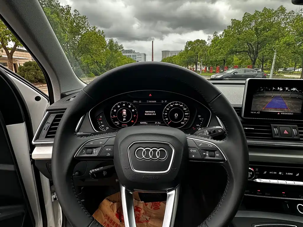 Audi Q5L 2021 — фото 13