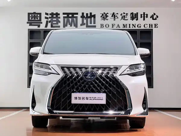 Lexus LM 2022