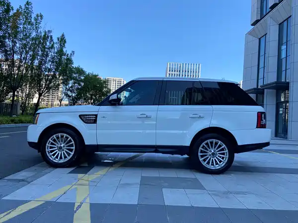 Land Rover Range Rover Sport 2012