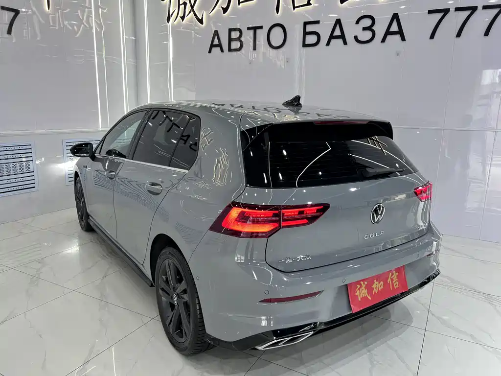 Volkswagen Golf 2022