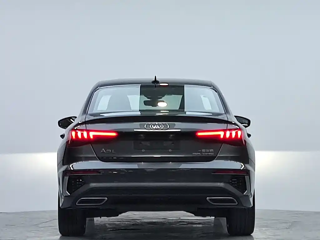 Audi A3 2021 — фото 7