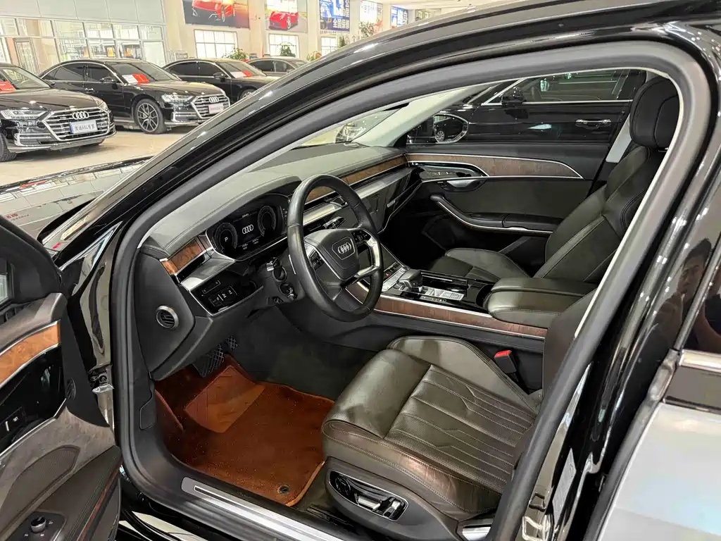 Audi A8 2019