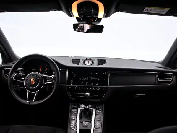 Porsche Macan 2020