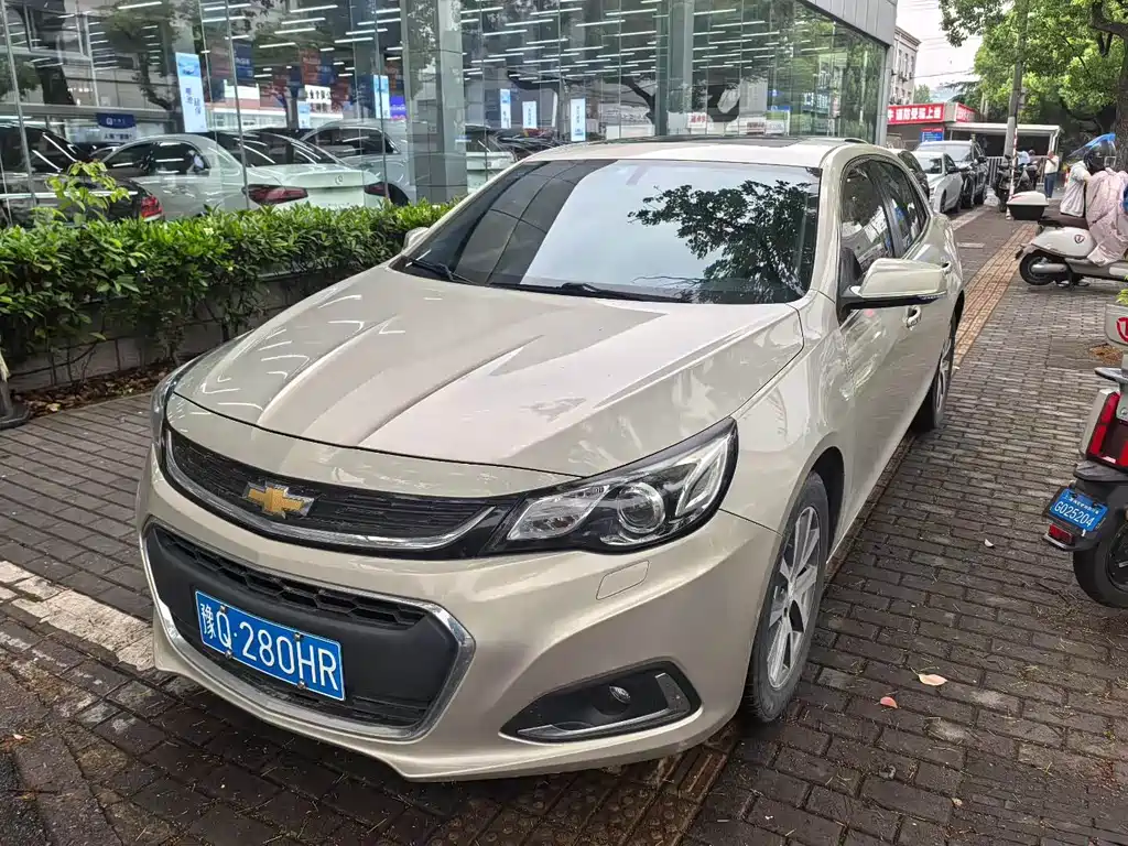 Chevrolet Malibu 2016 — фото 1