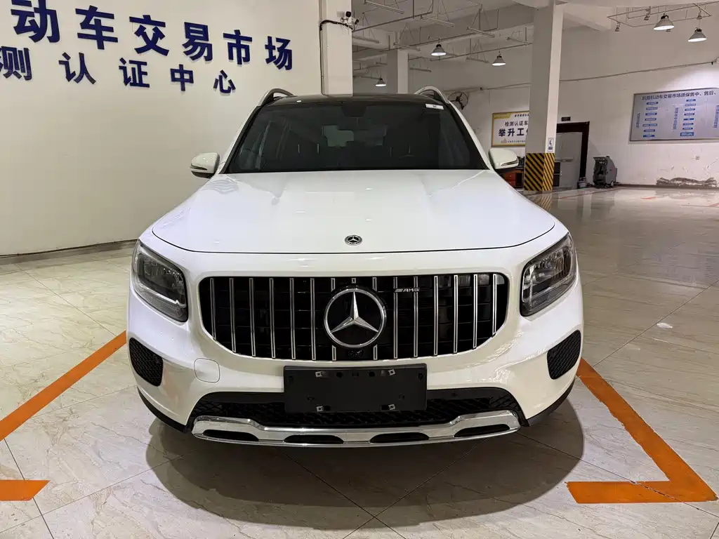 Mercedes-Benz GLB 2022