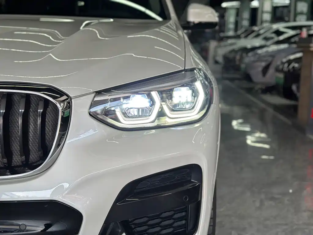 BMW X3 2021