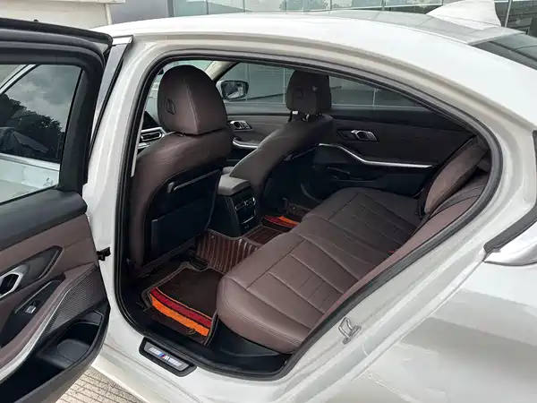 BMW 3 Series 2021