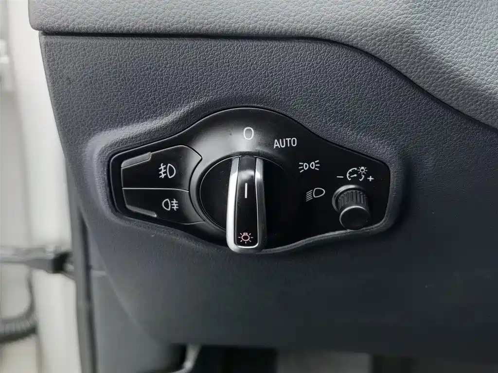Audi Q5 2016 — фото 21