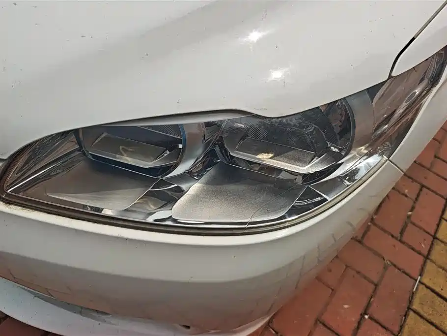 Peugeot 301 2016