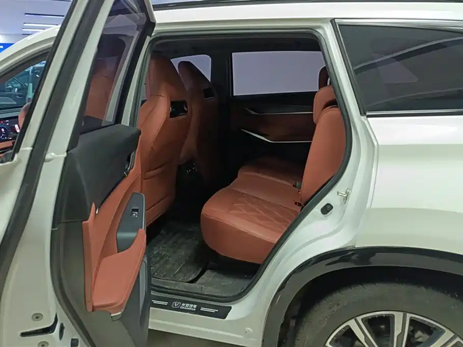 Changan CS75 PLUS 2023 — фото 11