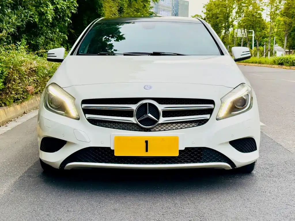 Mercedes-Benz A-Class 2016 — фото 2