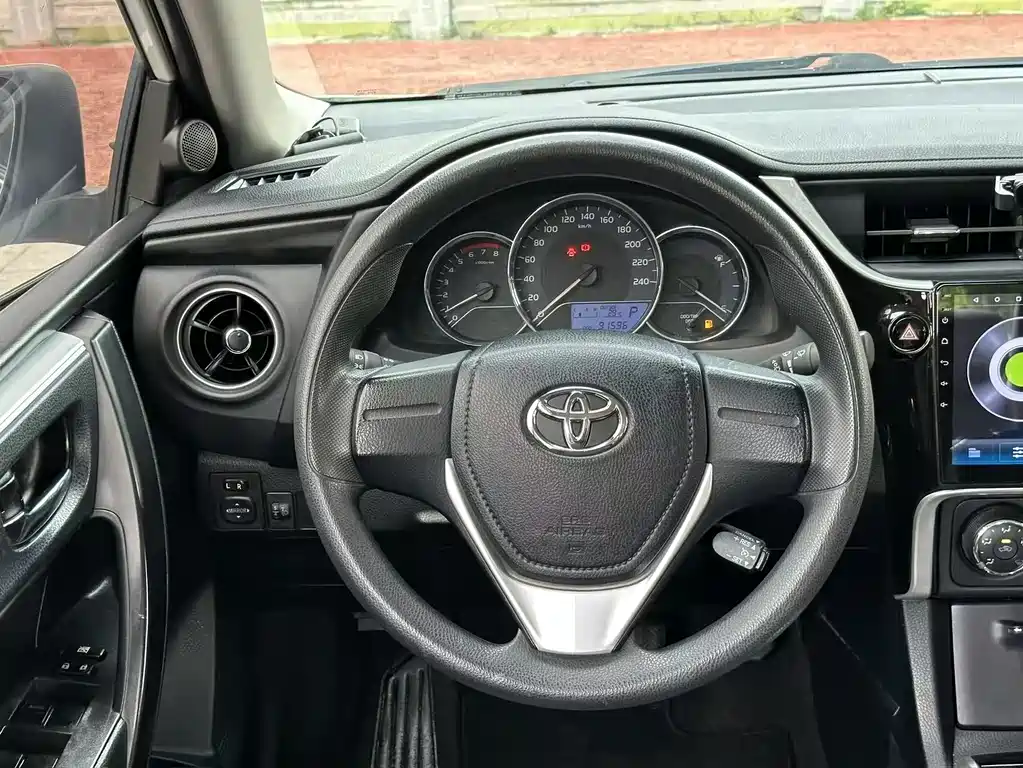 Toyota Corolla 2019 — фото 10