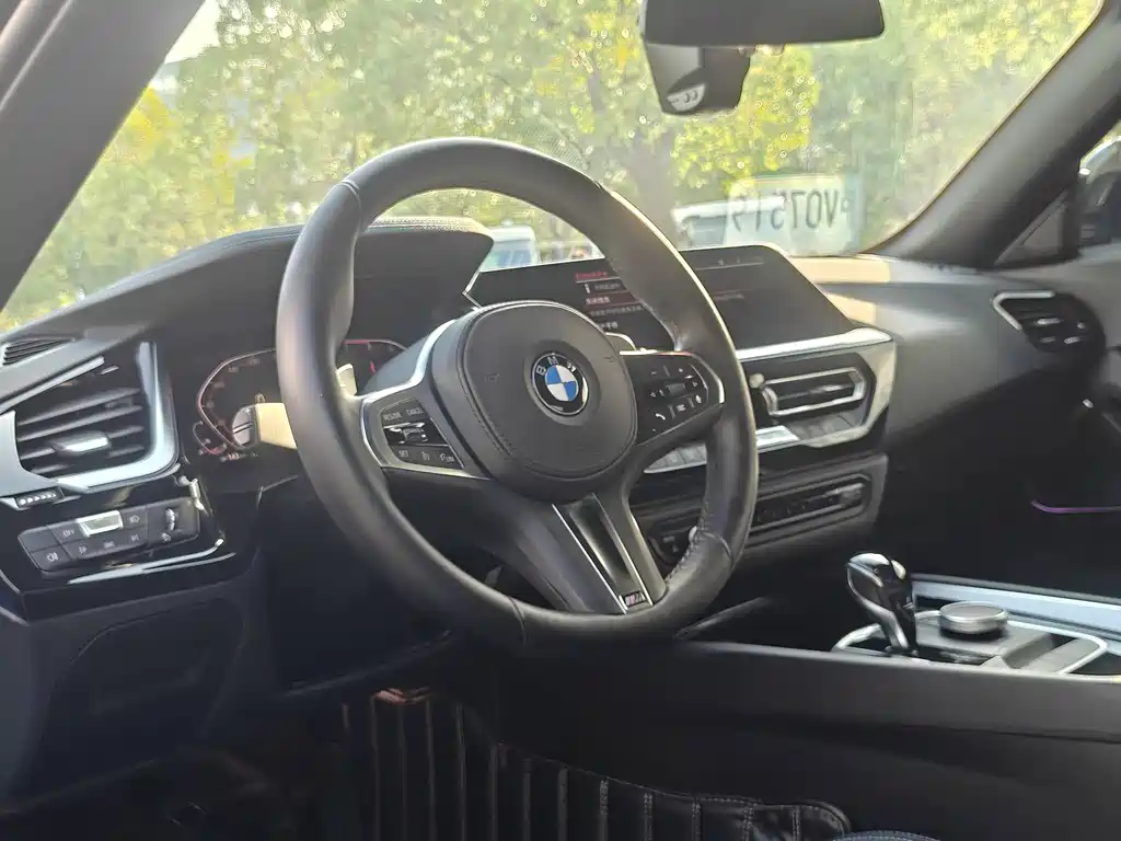 BMW Z4 2021 — фото 12