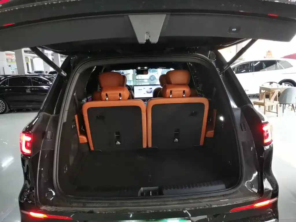 Geely Galaxy M9 2025 — фото 19