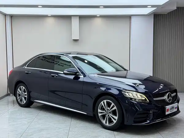 Mercedes-Benz C-Class 2020