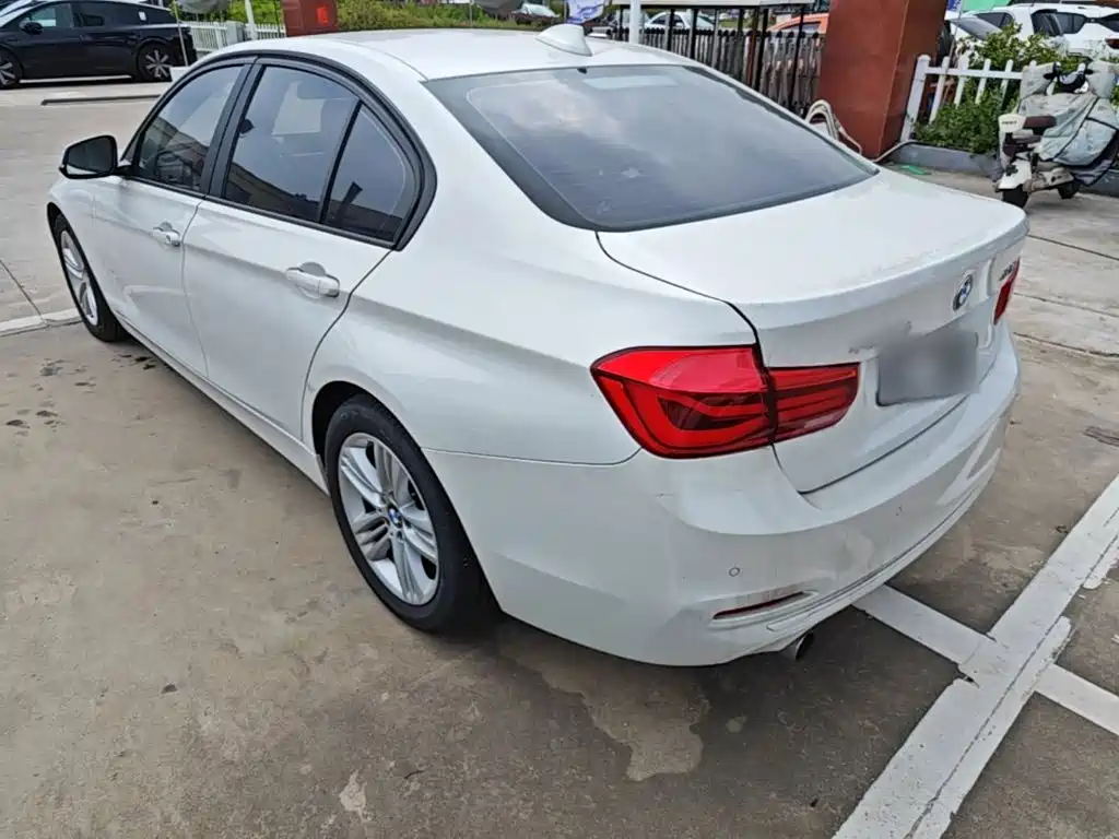 BMW 3 Series 2016