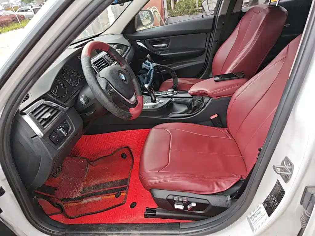 BMW 3 Series 2016 — фото 15
