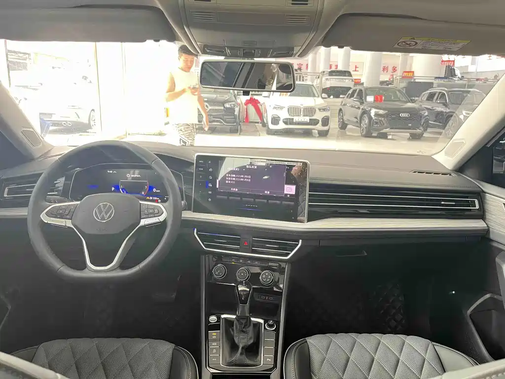 Volkswagen Sagitar 2025