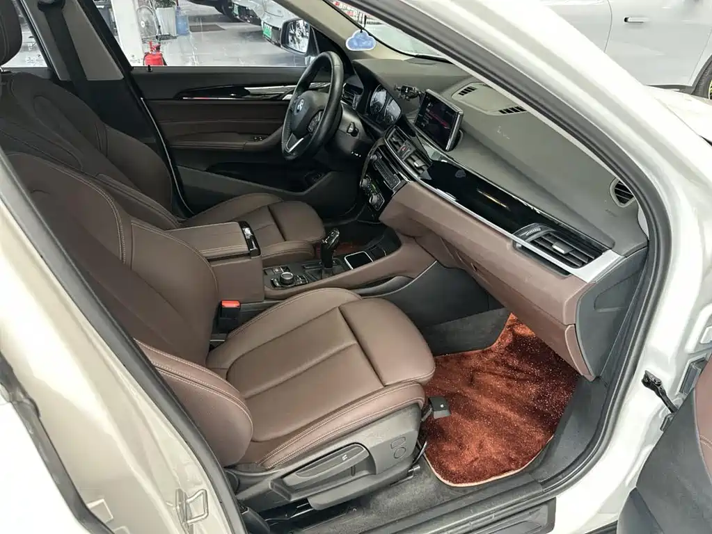 BMW X1 2020 — фото 15
