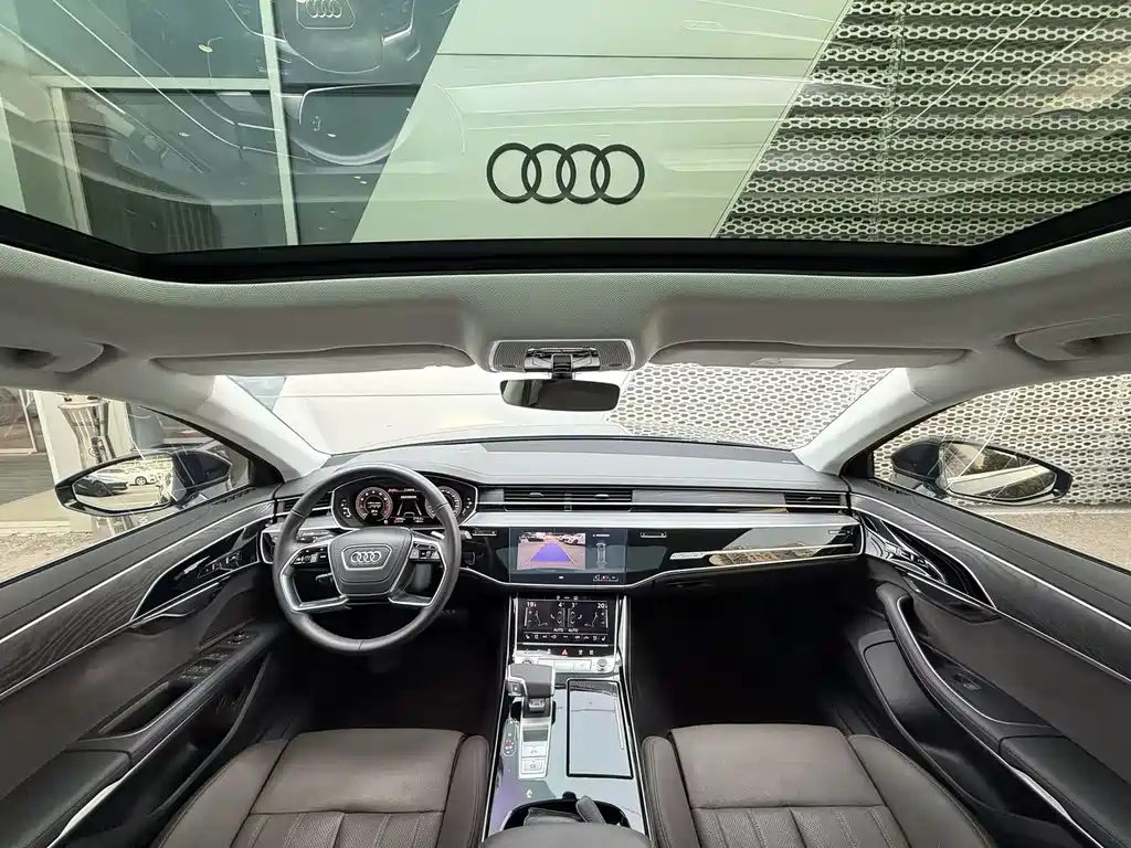 Audi A8 2025