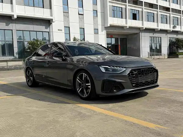 Audi A4L 2023