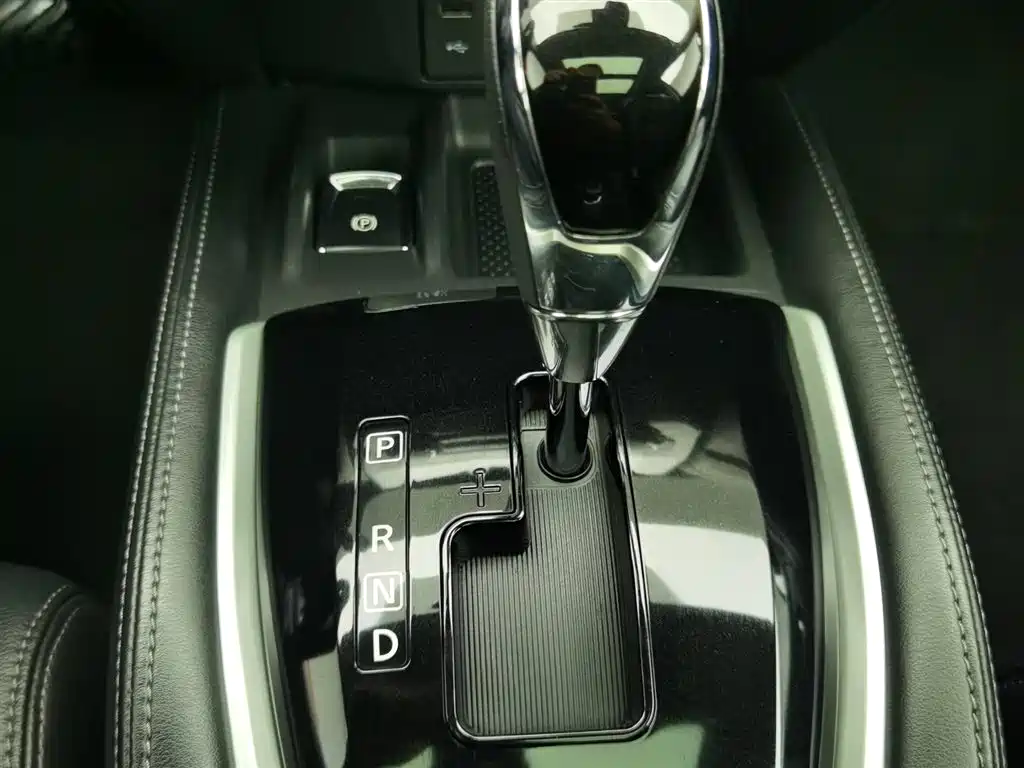 Nissan X-Trail 2018 — фото 13