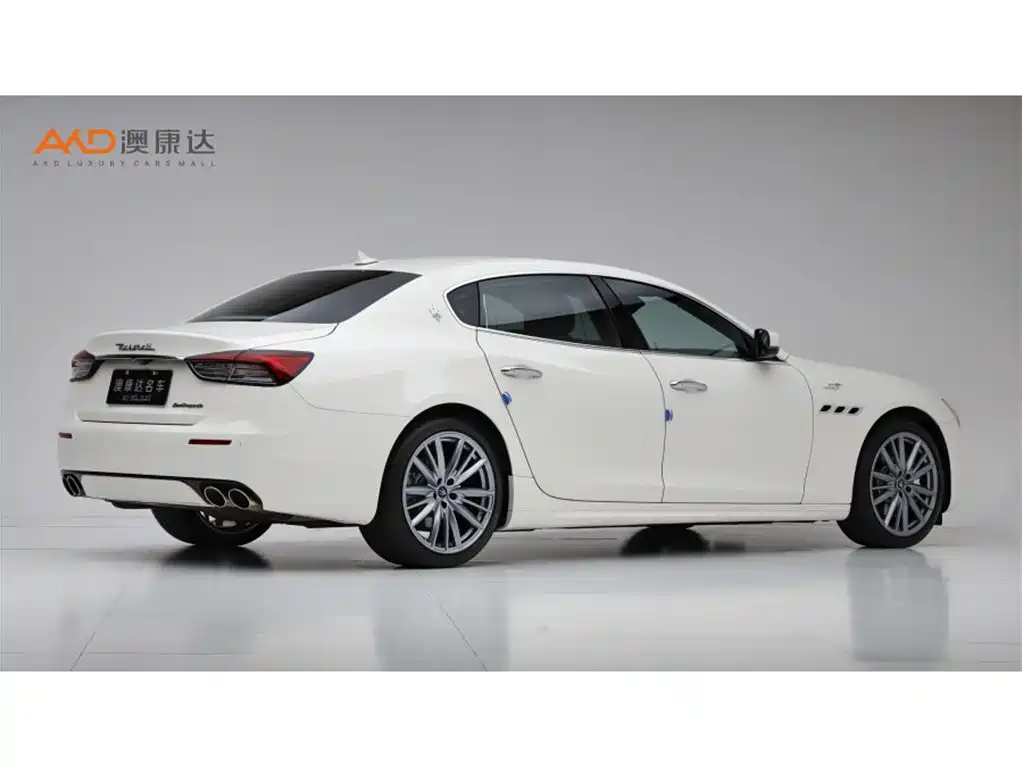 Maserati Quattroporte 2023 — фото 3