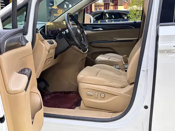 Buick GL8 2022