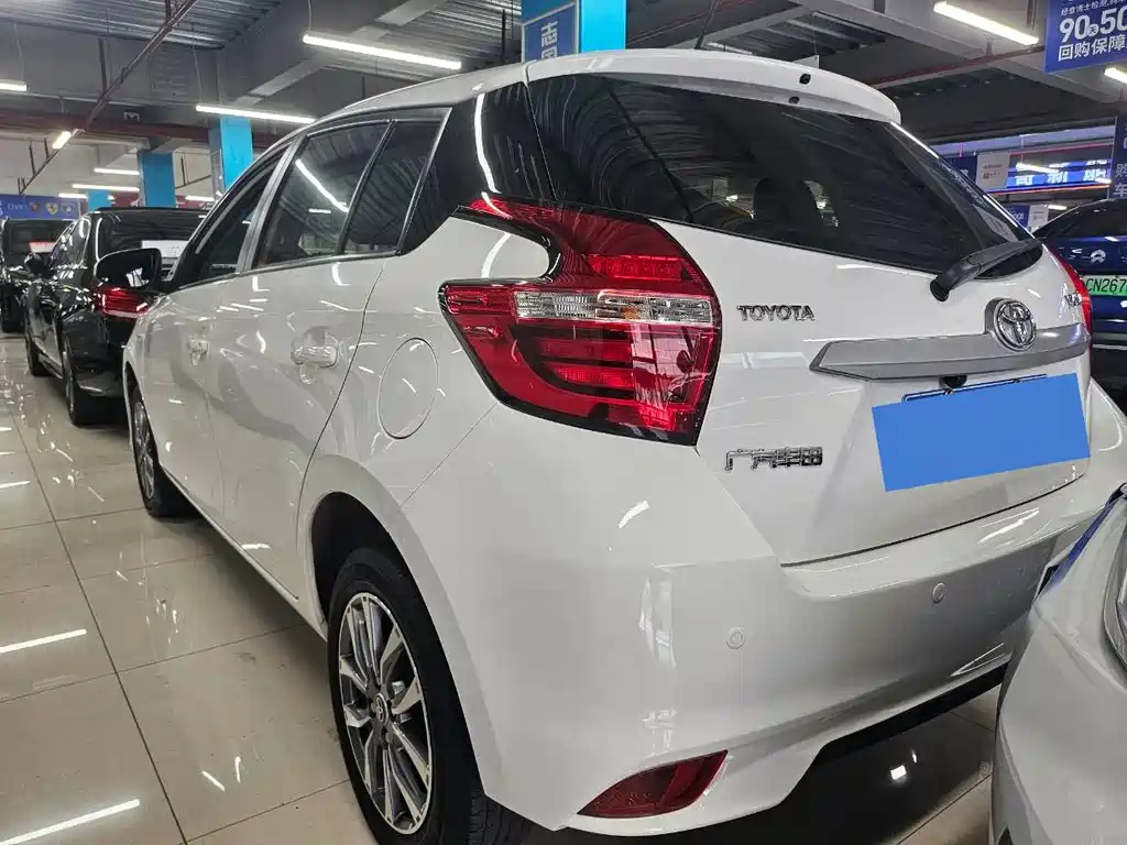 Toyota Yaris L 2020
