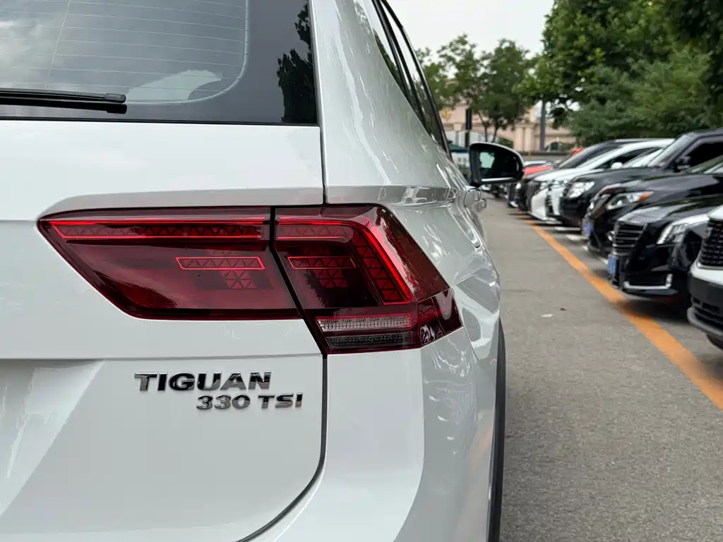 Volkswagen Tiguan L 2019 — фото 15