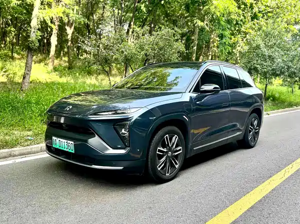 NIO ES6 2021