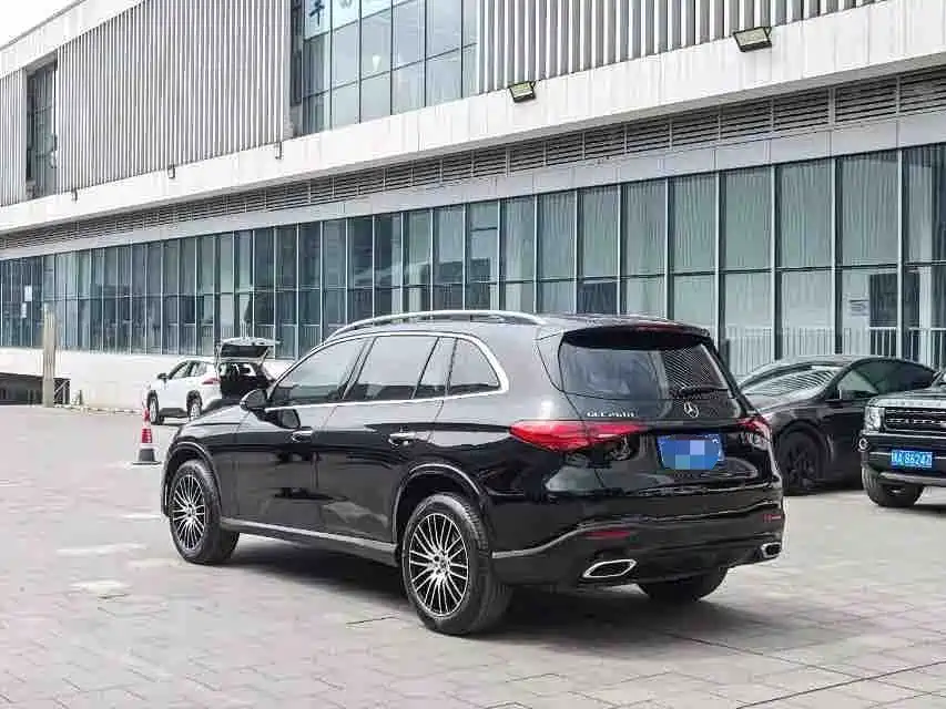 Mercedes-Benz GLC 2024