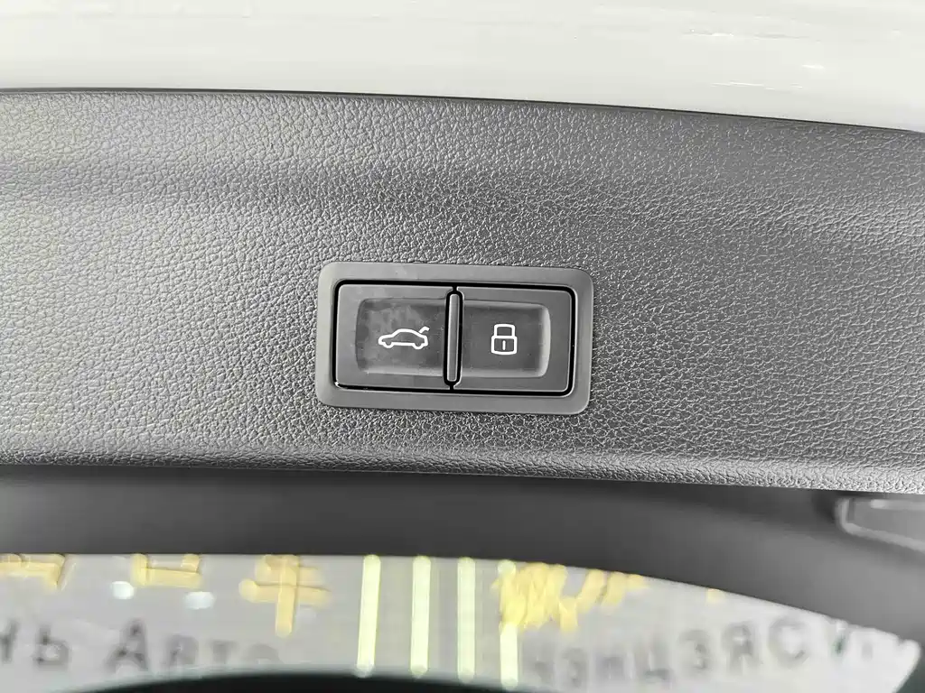 Audi Q3 2022 — фото 20