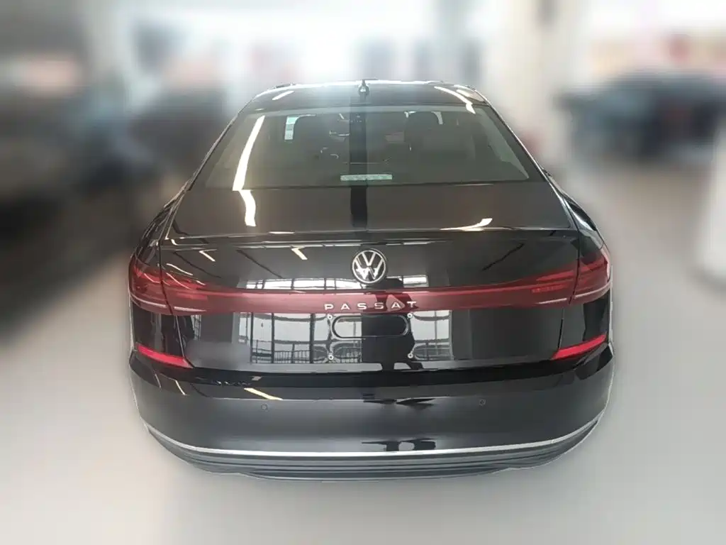 Volkswagen Passat 2025 — фото 10