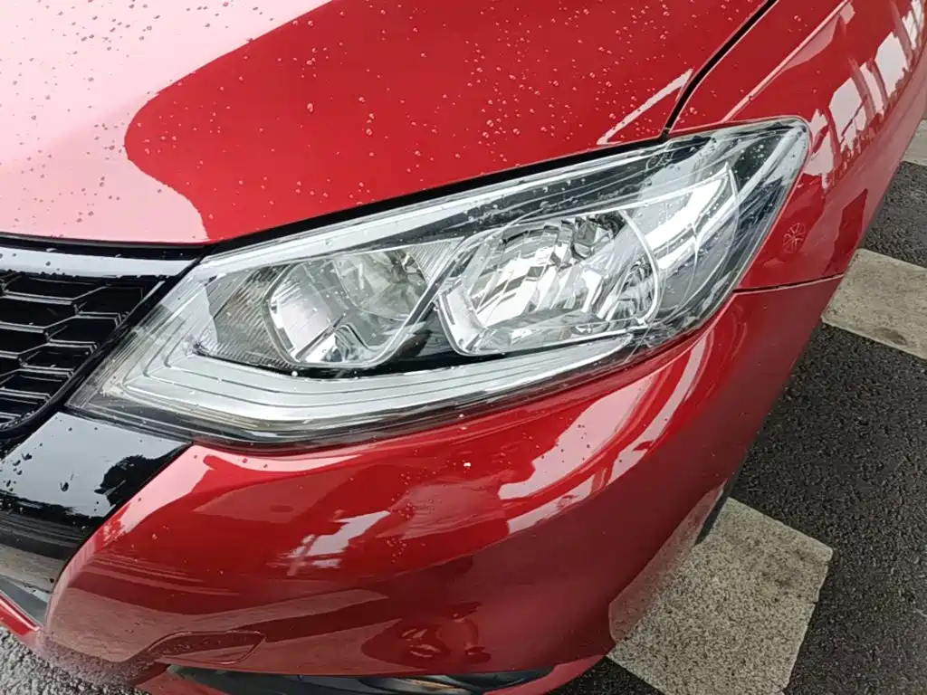 Nissan Tiida 2019 — фото 24