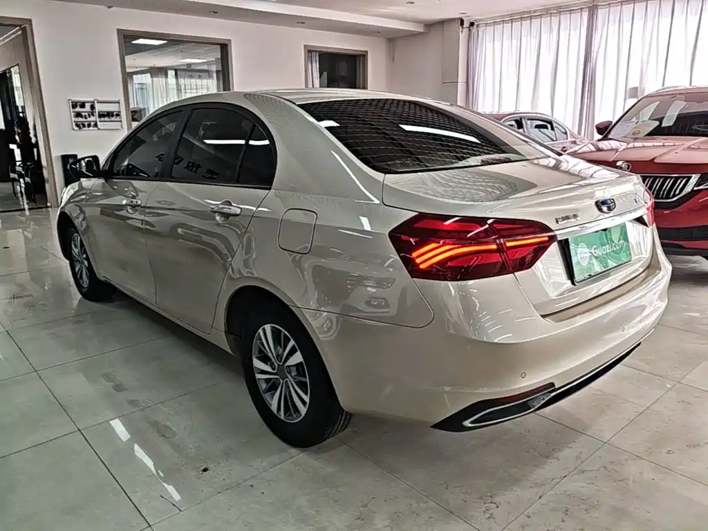 Geely Emgrand 2018