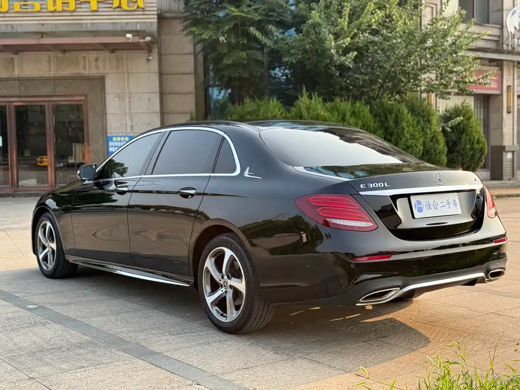 Mercedes-Benz E-Class 2017
